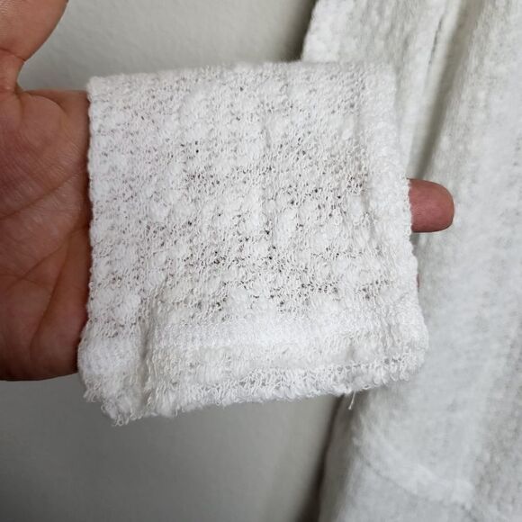 Free People Ocean Air Hacci Long Sleeves White Size Medium - Picture 9 of 12